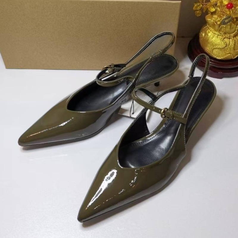Leatherwork Designs - Patent Leather Elegant Office Work Lady